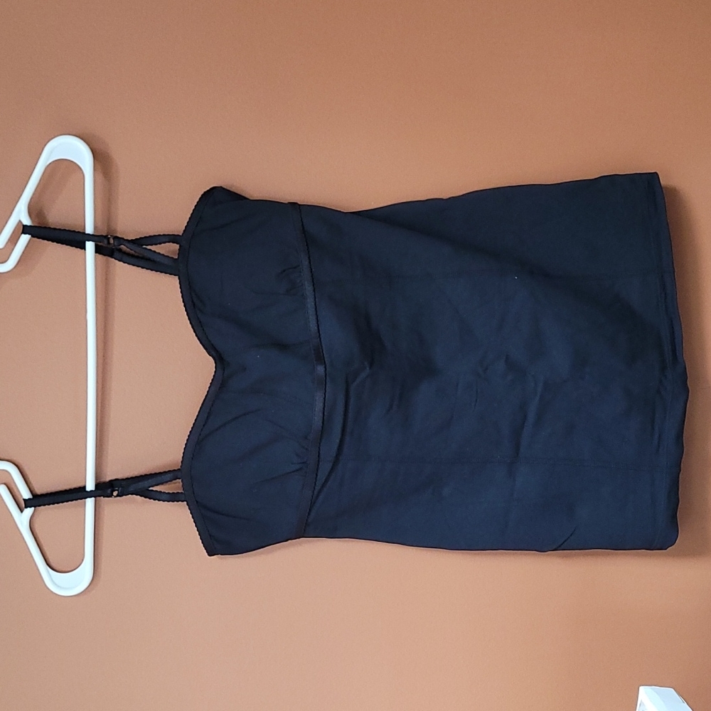 Lululemon Tank Top/ black is sold